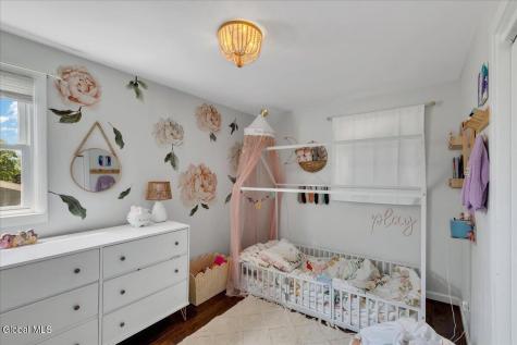 19 James Lane Troy NY 12182