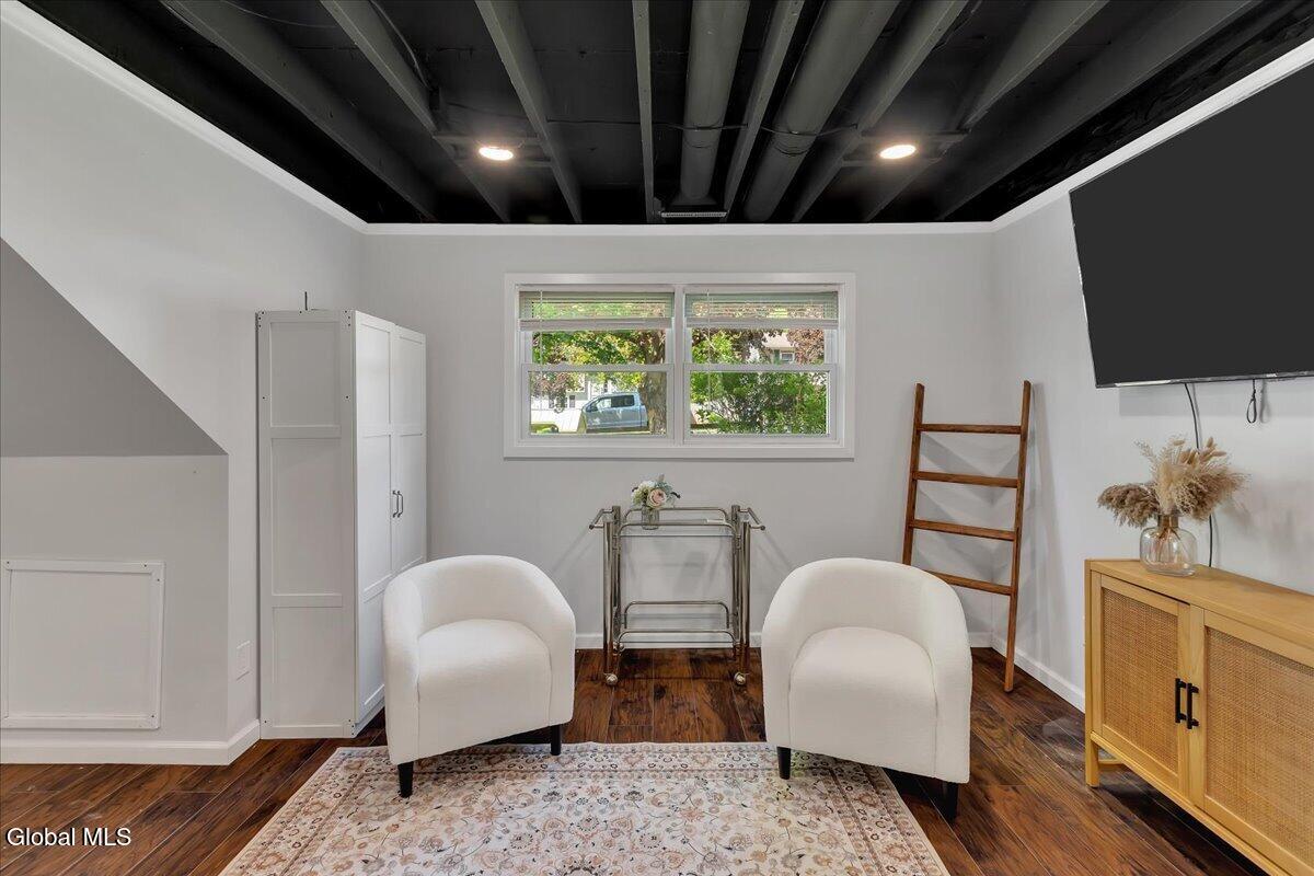 19 James Lane Troy NY 12182