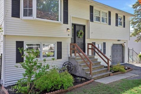19 James Lane Troy NY 12182