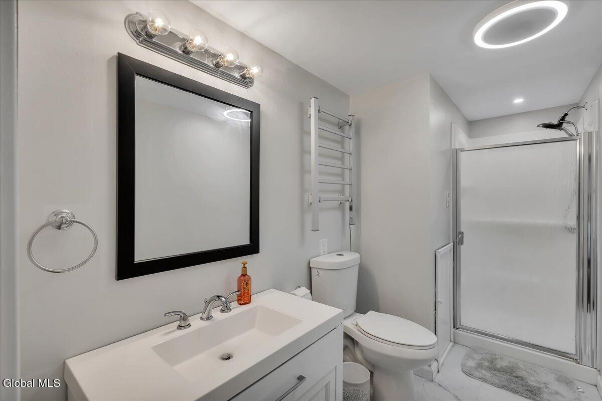 19 James Lane Troy NY 12182