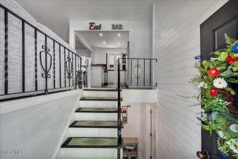 19 James Lane Troy NY 12182