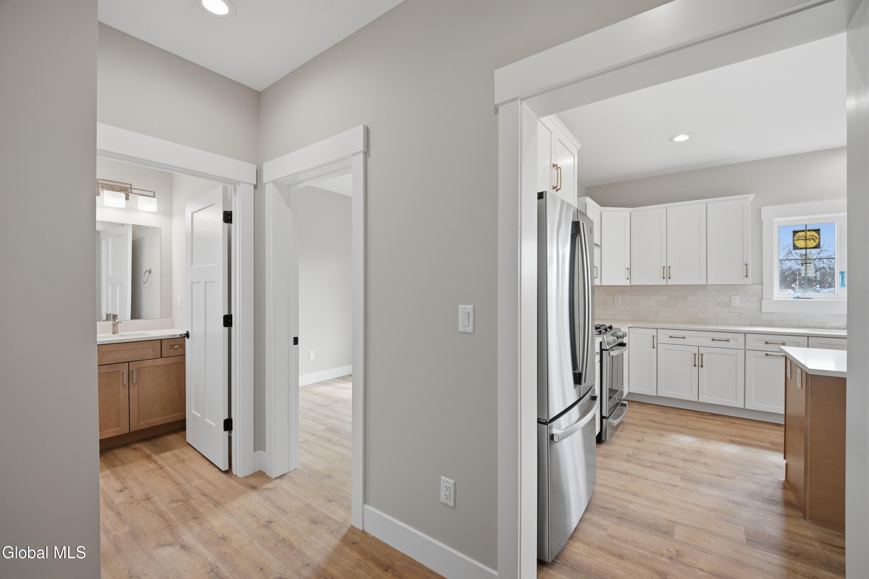 6 Royal Court Cohoes NY 12047