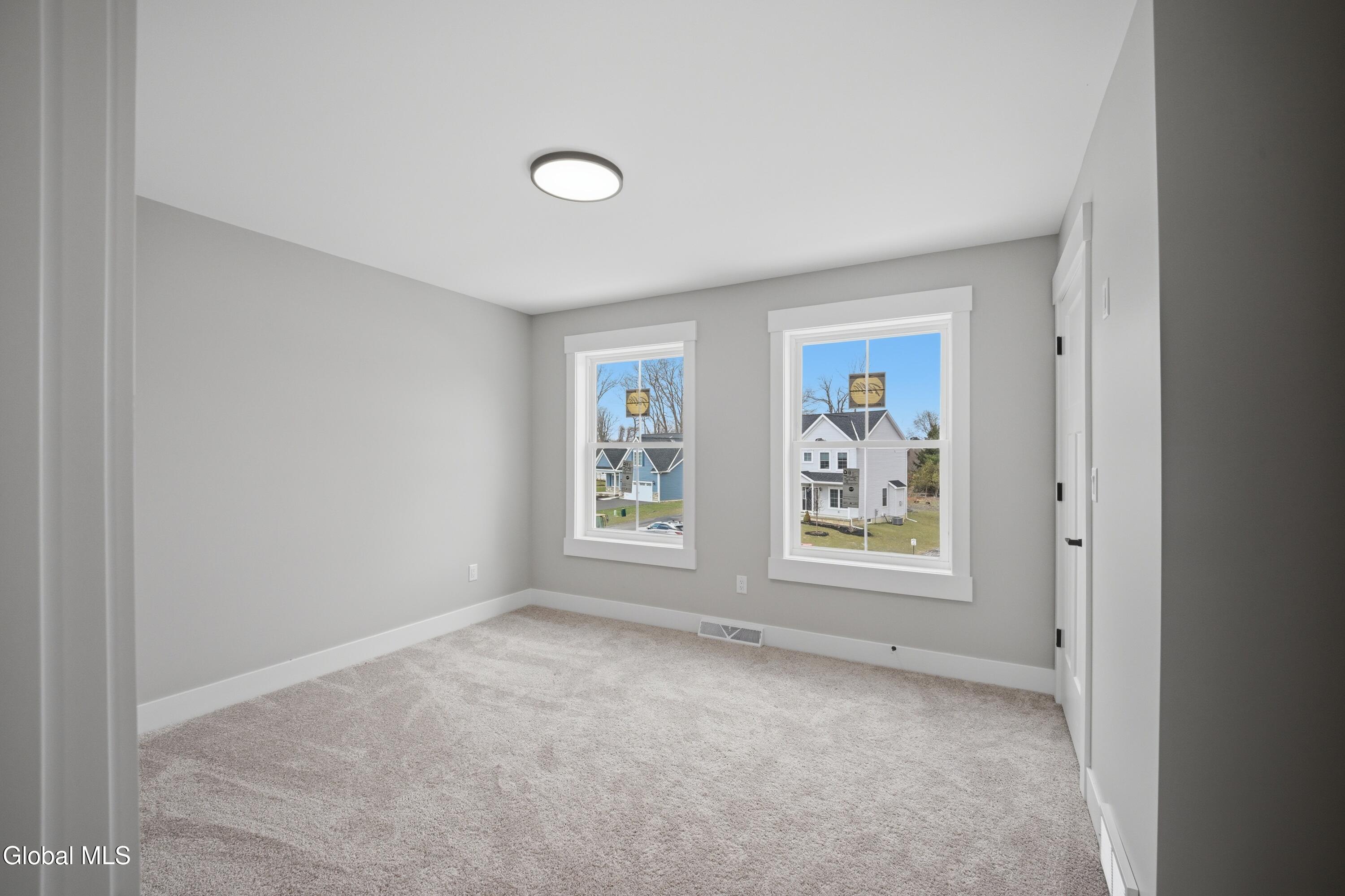 6 Royal Court Cohoes NY 12047