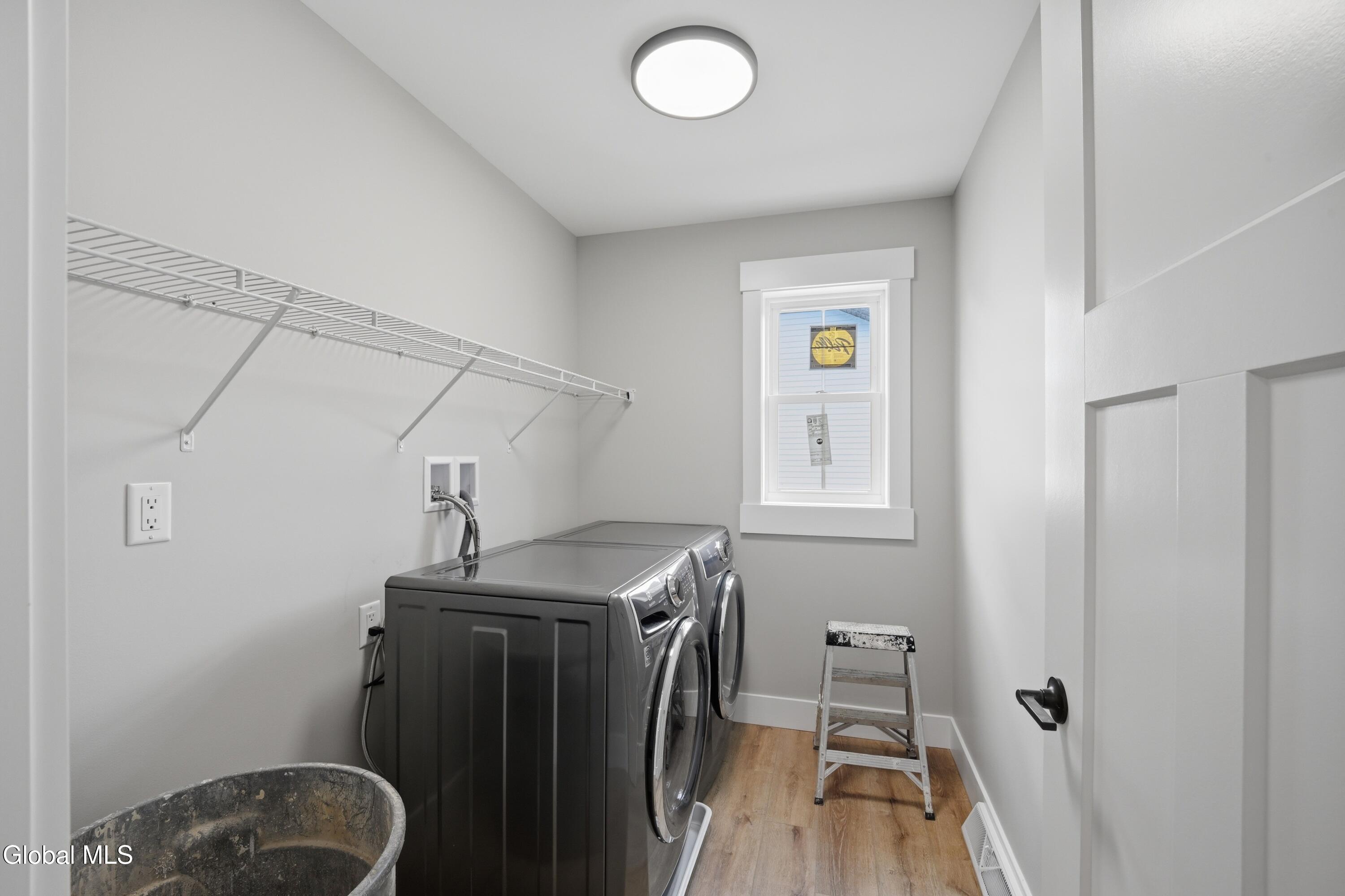 6 Royal Court Cohoes NY 12047