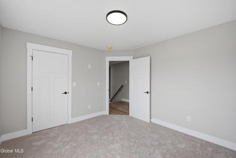 6 Royal Court Cohoes NY 12047