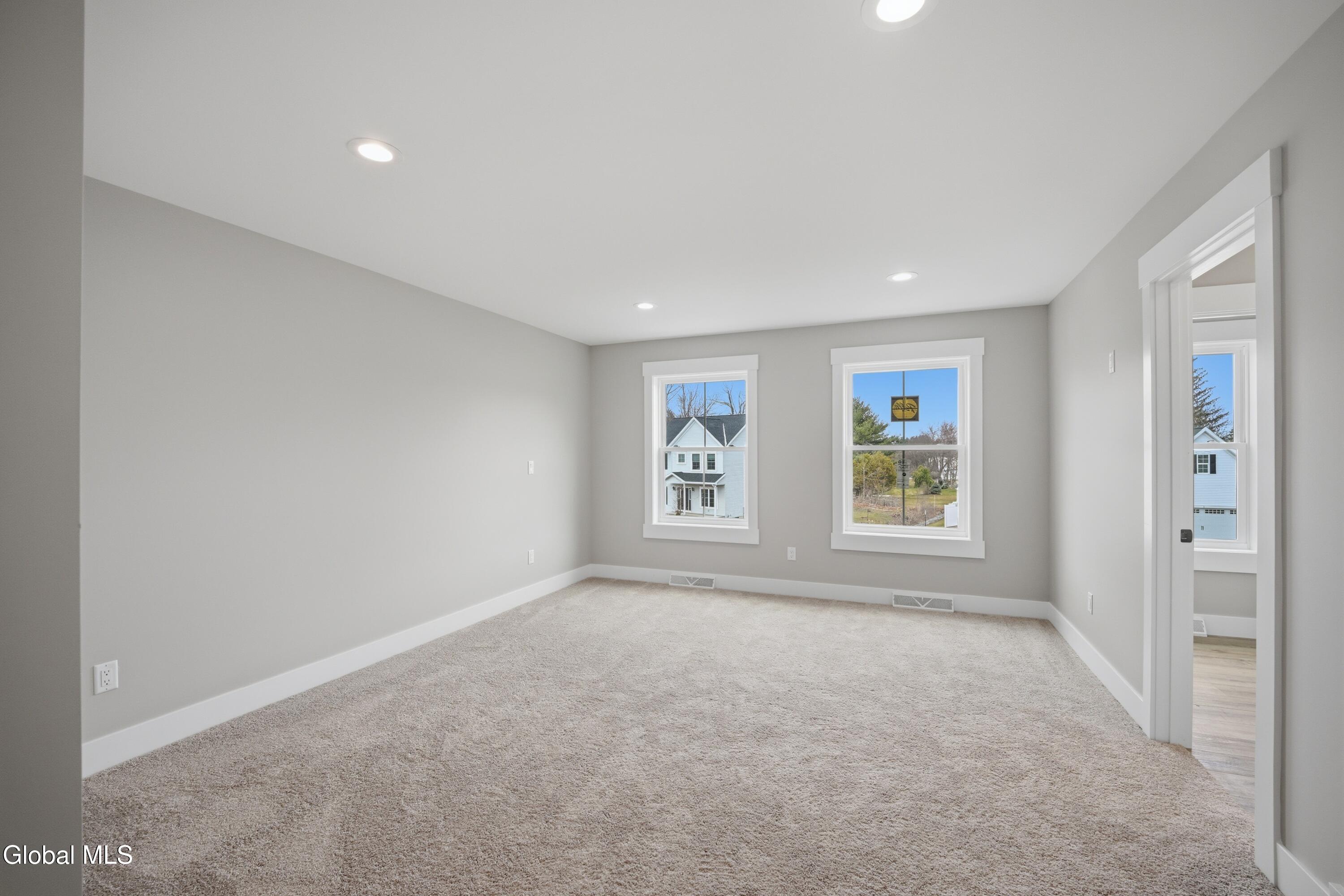 6 Royal Court Cohoes NY 12047
