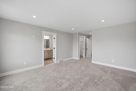 6 Royal Court Cohoes NY 12047