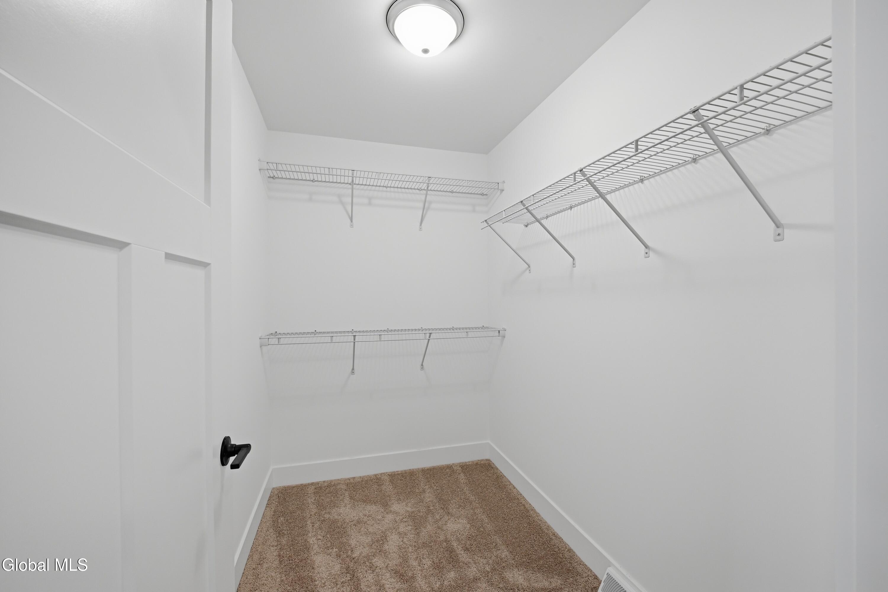 6 Royal Court Cohoes NY 12047