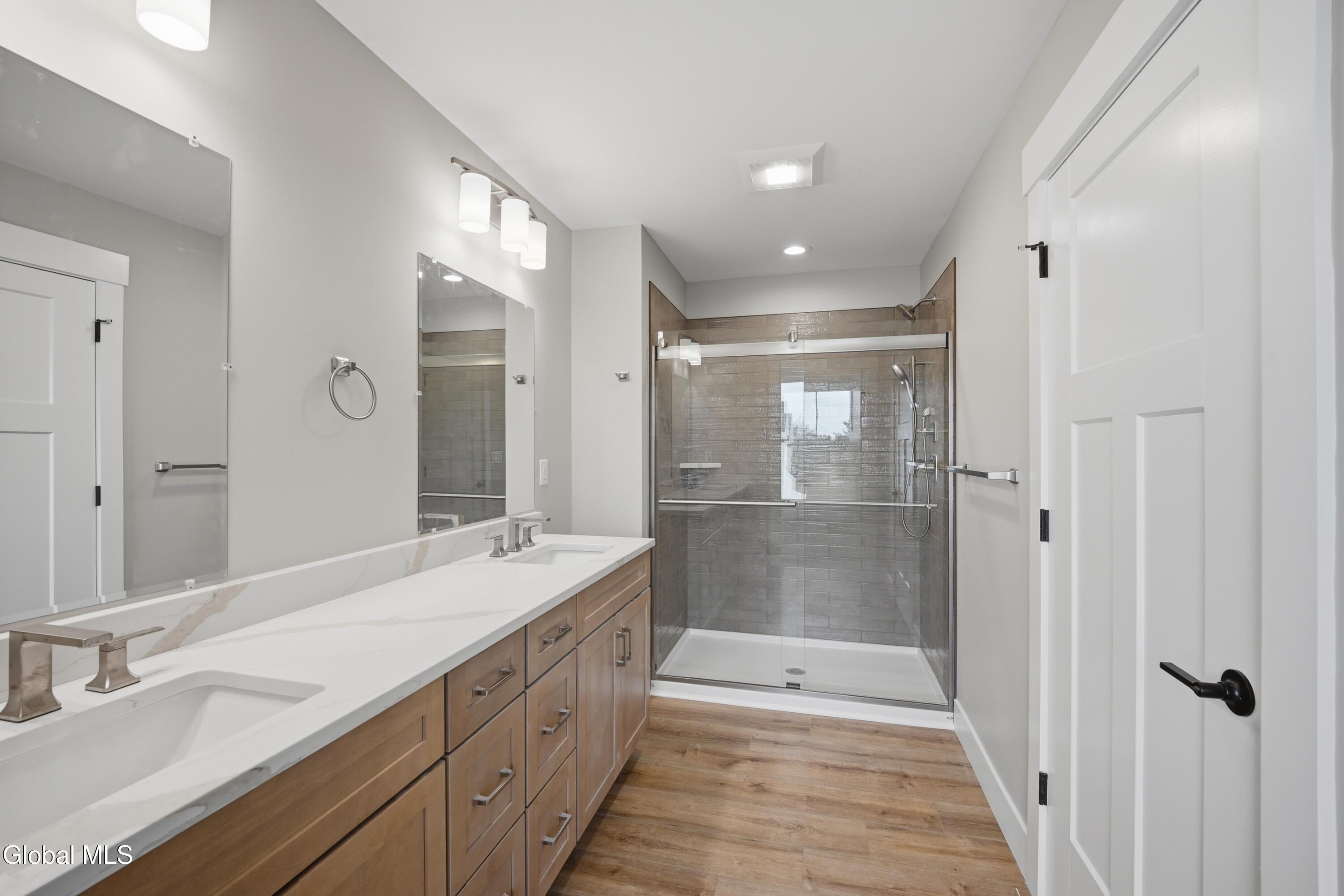 6 Royal Court Cohoes NY 12047