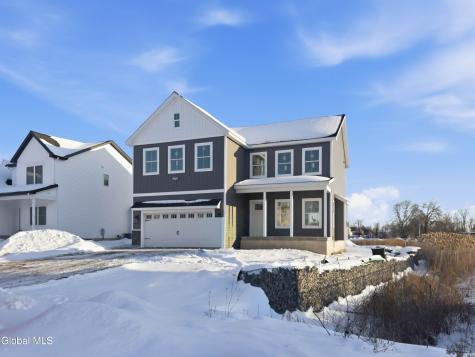 6 Royal Court Cohoes NY 12047