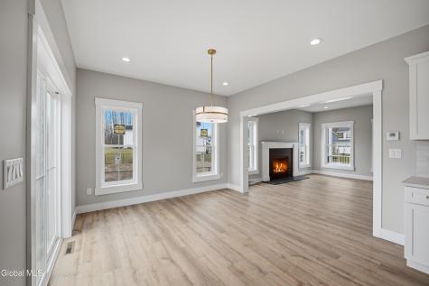 6 Royal Court Cohoes NY 12047