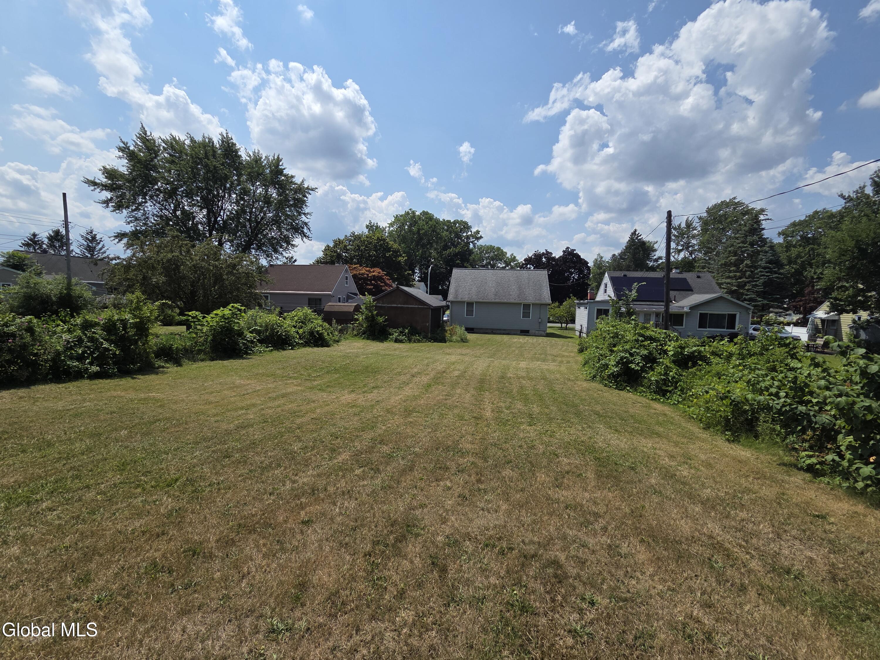 3337 Alice Street Schenectady NY 12304