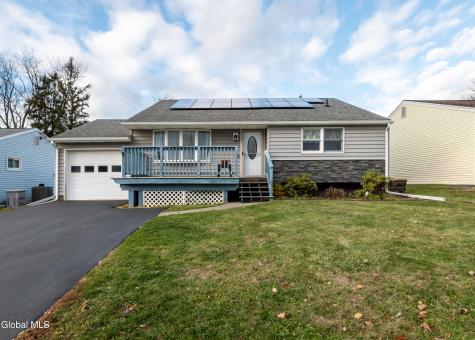 13 Dover Drive Colonie NY 12110