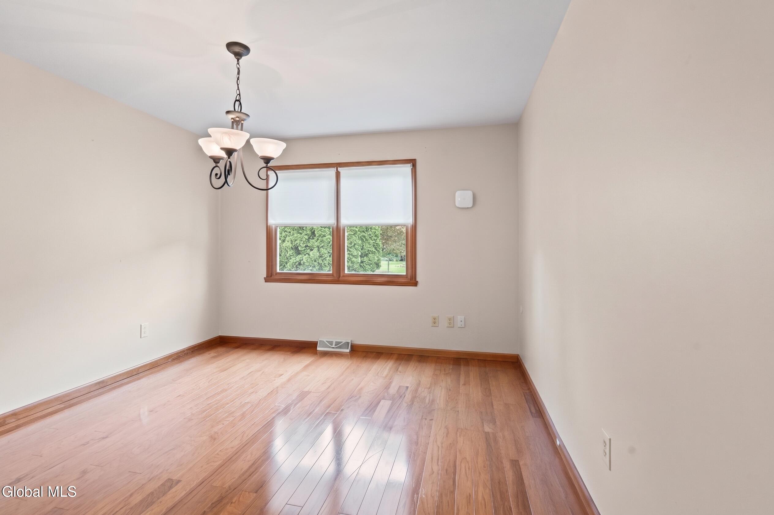 4204 Bostonian Drive Schenectady NY 12306