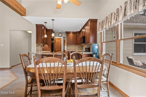 4204 Bostonian Drive Schenectady NY 12306