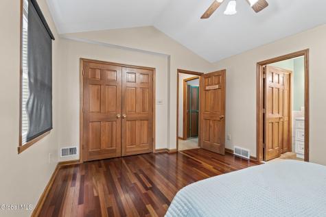 4204 Bostonian Drive Schenectady NY 12306