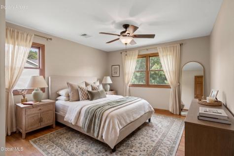 4204 Bostonian Drive Schenectady NY 12306
