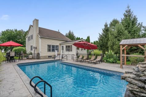 4204 Bostonian Drive Schenectady NY 12306