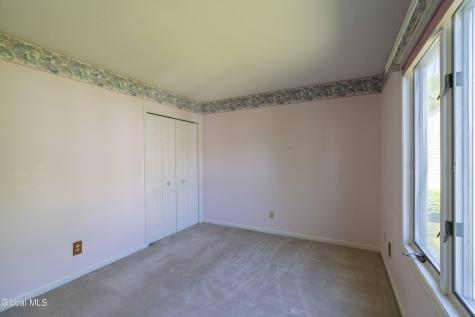 83 Pepper Lane Saratoga Springs NY 12866