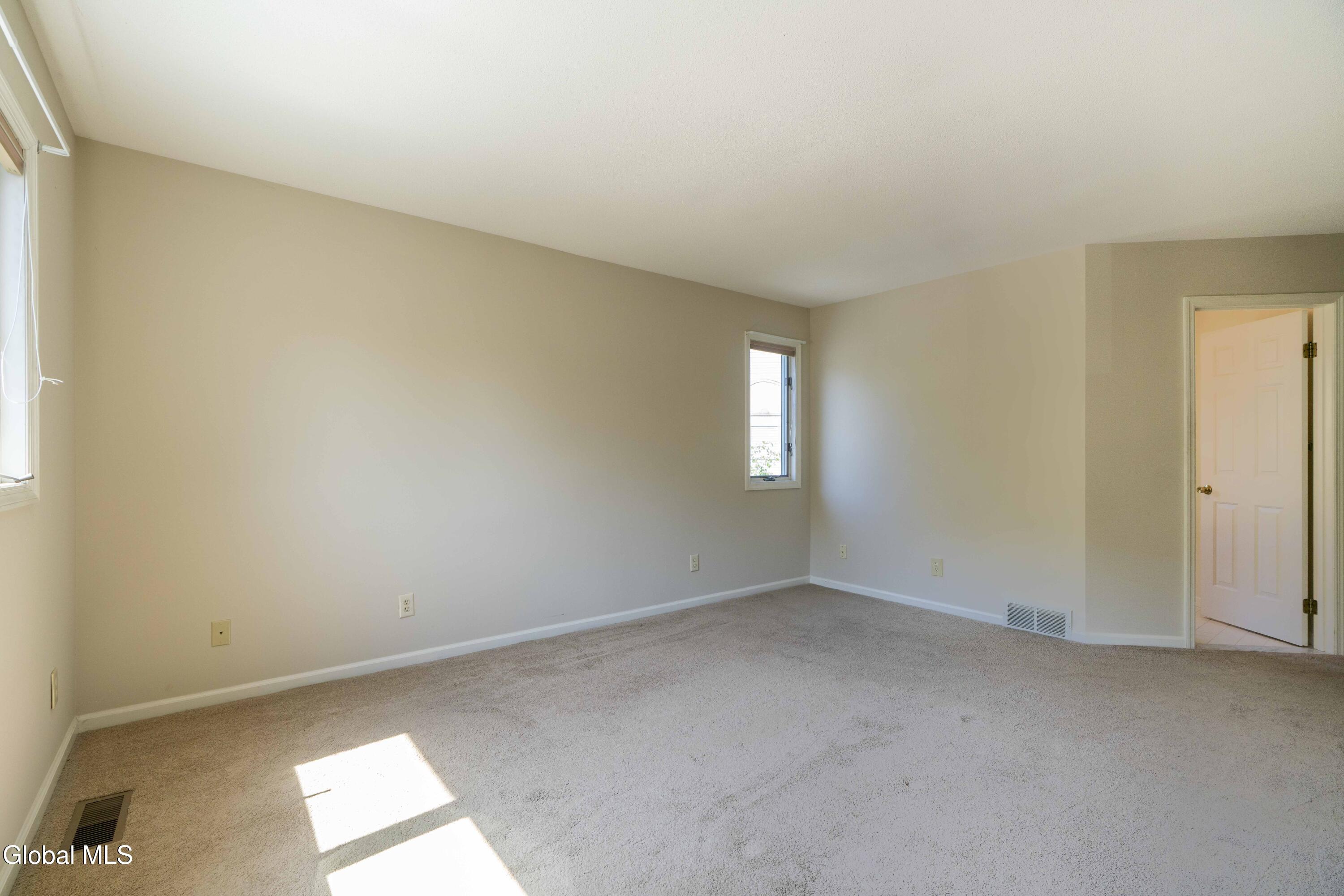83 Pepper Lane Saratoga Springs NY 12866