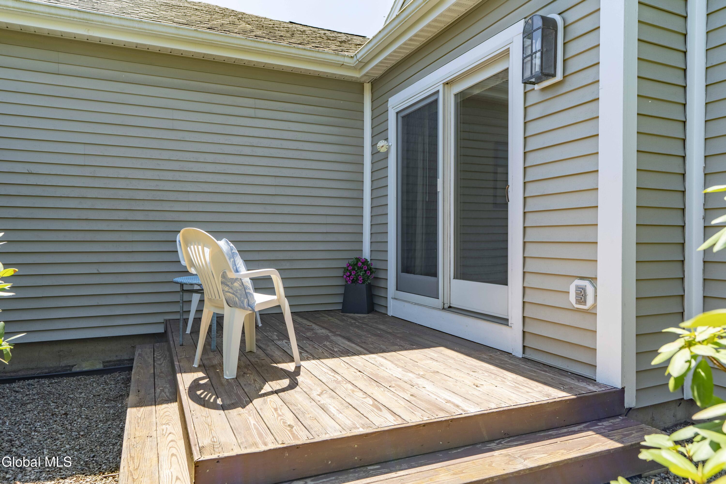 83 Pepper Lane Saratoga Springs NY 12866