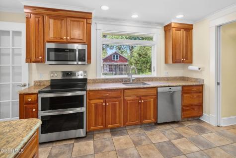 31 Sunnyside Road Scotia NY 12302