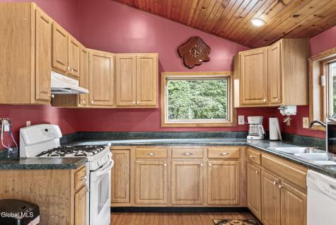 116B State Route 236 Halfmoon NY 12065