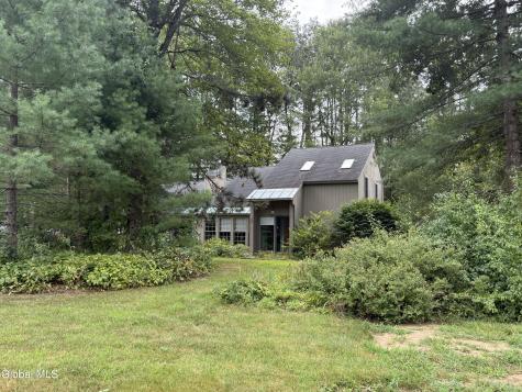 12 Sand Spurrey Road Malta NY 12020