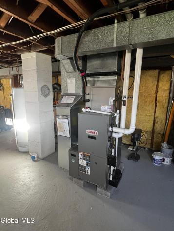 20 Peter Lane Amsterdam NY 12010