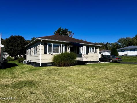 20 Peter Lane Amsterdam NY 12010