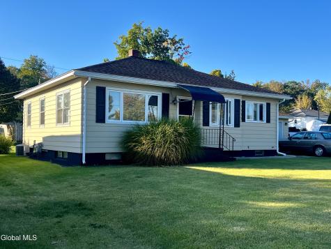 20 Peter Lane Amsterdam NY 12010