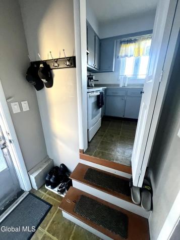 20 Peter Lane Amsterdam NY 12010