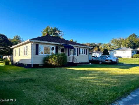 20 Peter Lane Amsterdam NY 12010