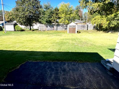 20 Peter Lane Amsterdam NY 12010