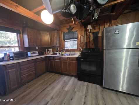 7 Scott Lane Northville NY 12134