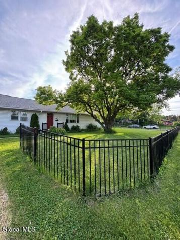 62 Glenwood Street Albany NY 12208