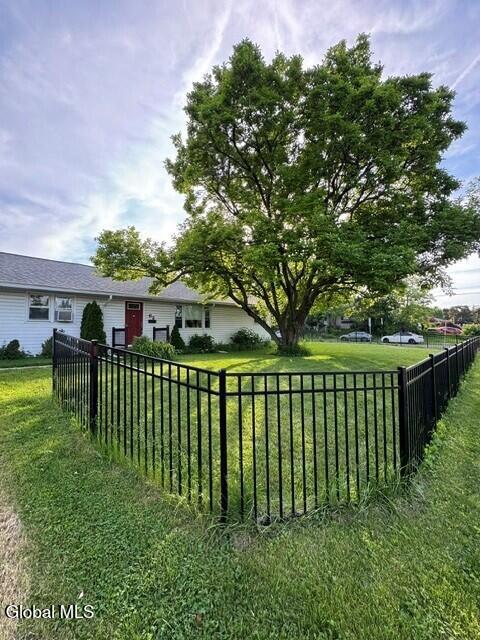 62 Glenwood Street Albany NY 12208