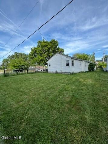 62 Glenwood Street Albany NY 12208