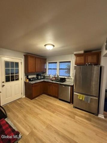 62 Glenwood Street Albany NY 12208
