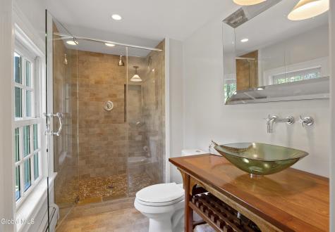 250 Bashford Road Chatham NY 12184