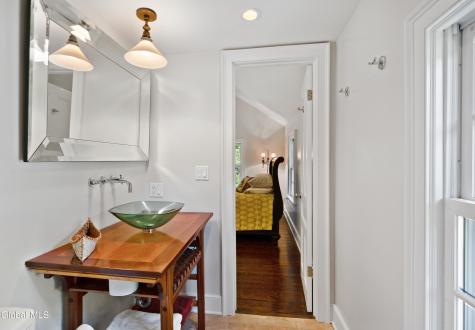 250 Bashford Road Chatham NY 12184