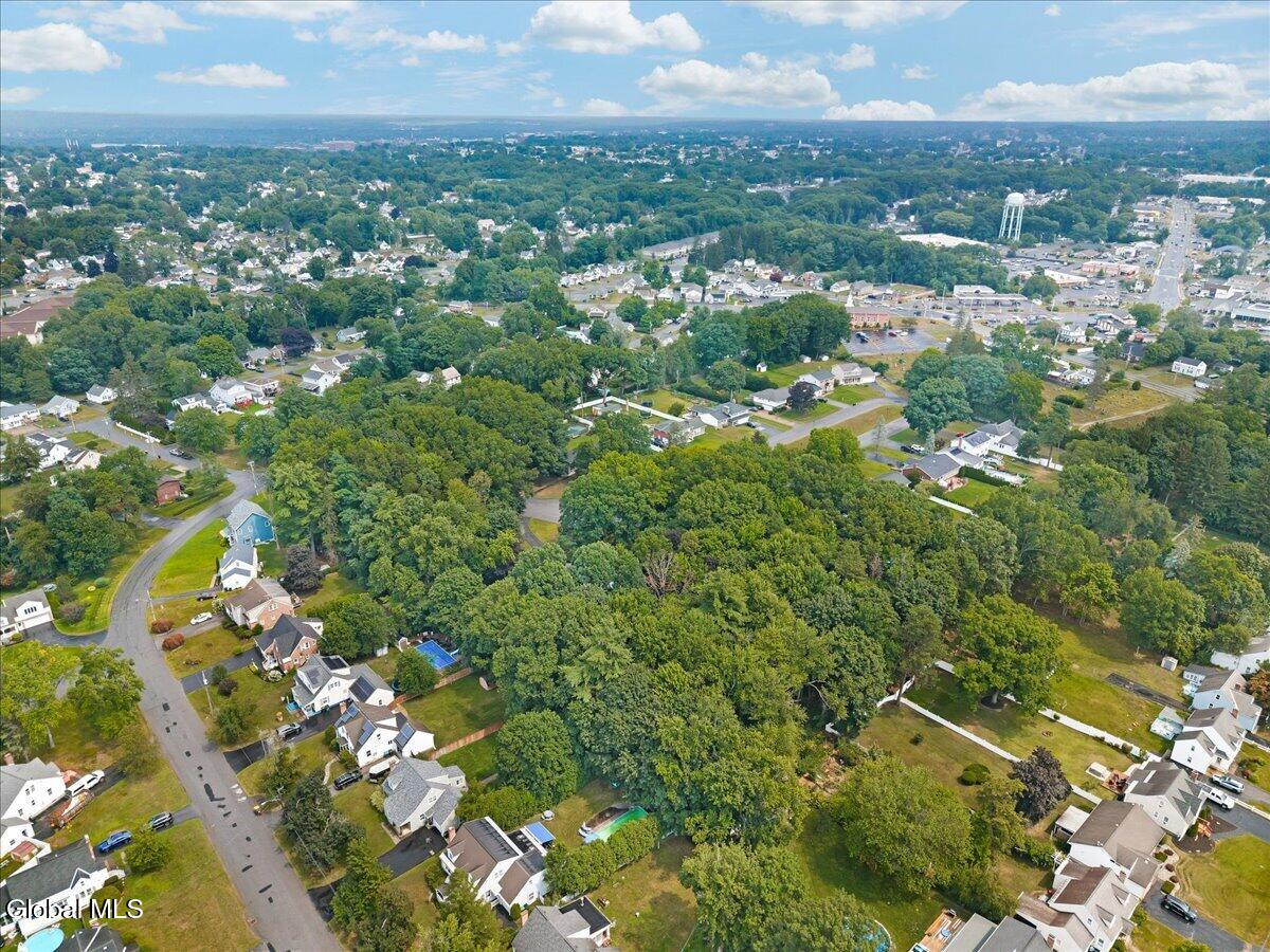 1005 Fairlane Road Rotterdam NY 12306