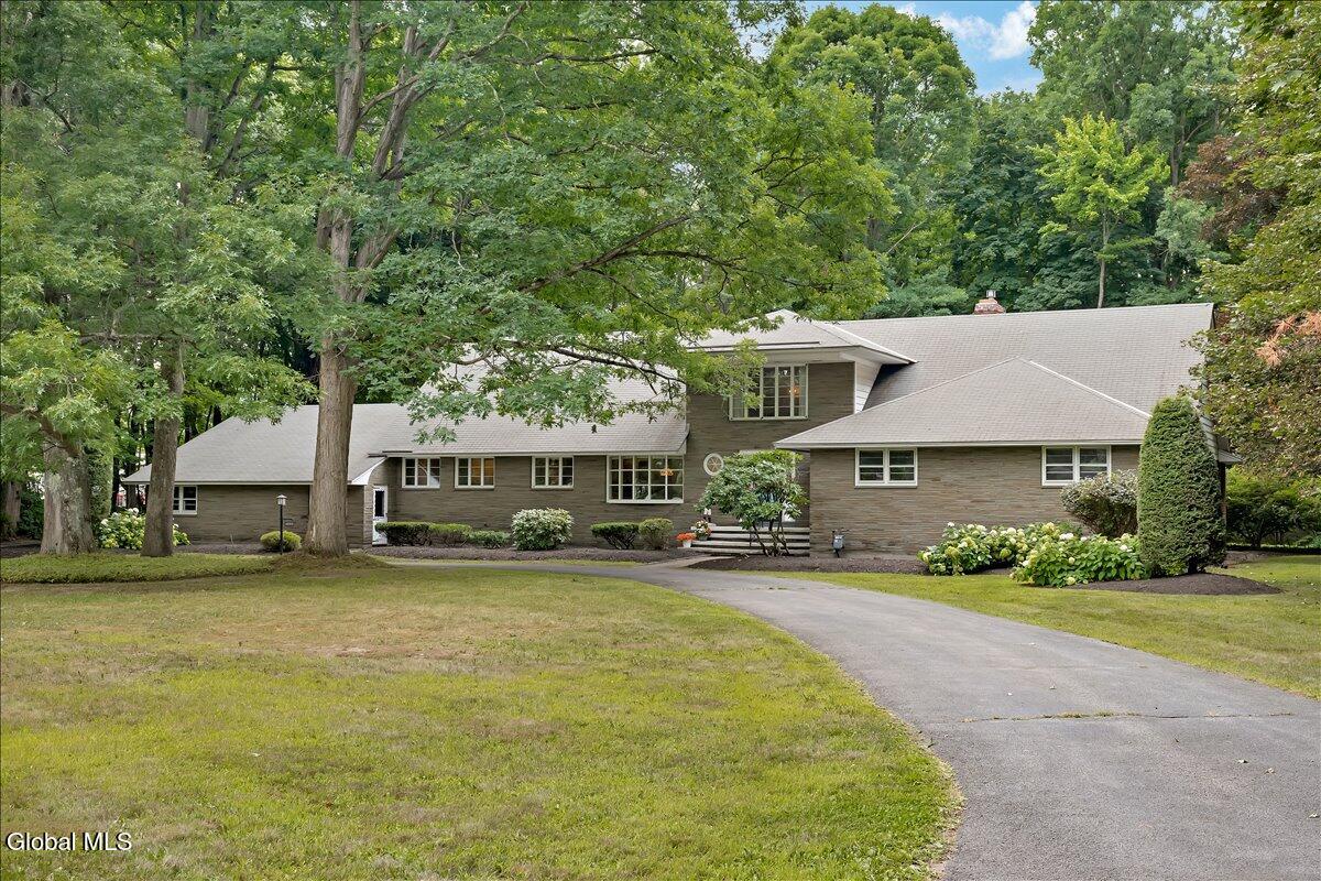 1005 Fairlane Road Rotterdam NY 12306
