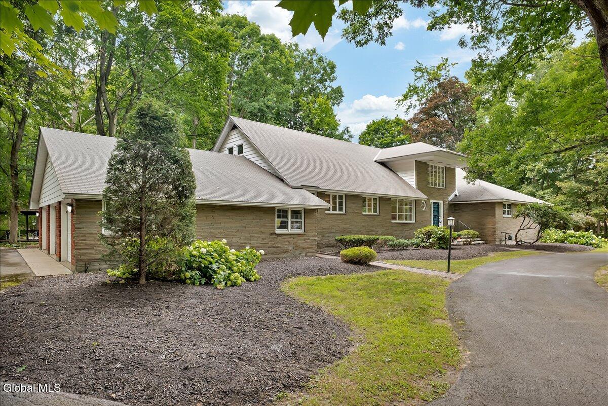 1005 Fairlane Road Rotterdam NY 12306