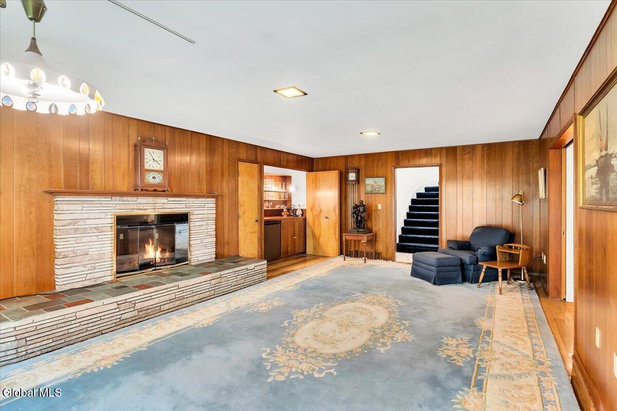 1005 Fairlane Road Rotterdam NY 12306