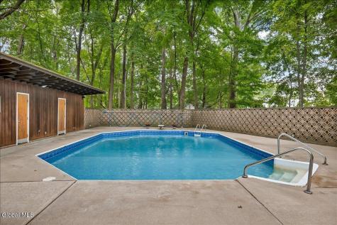 1005 Fairlane Road Rotterdam NY 12306