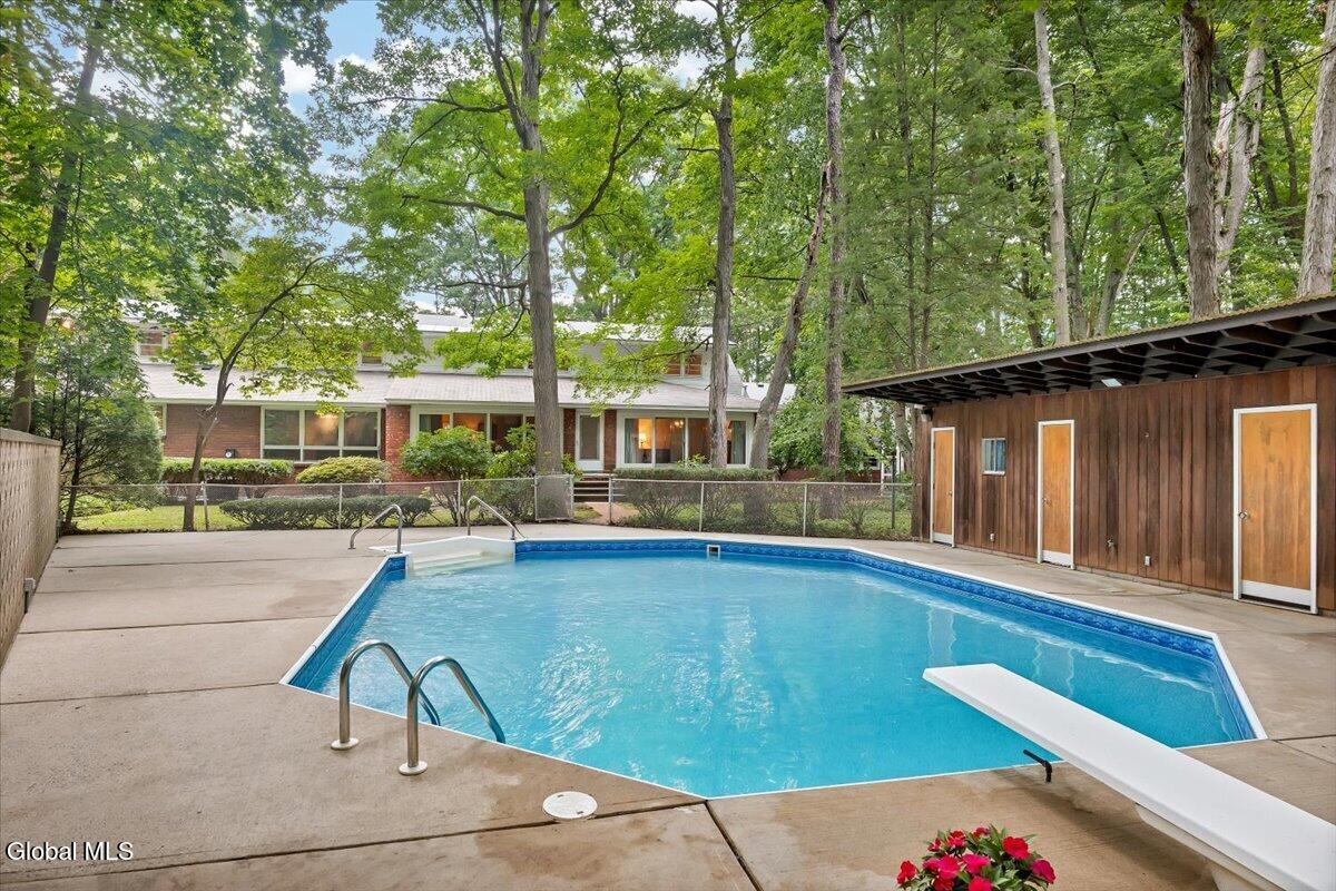 1005 Fairlane Road Rotterdam NY 12306
