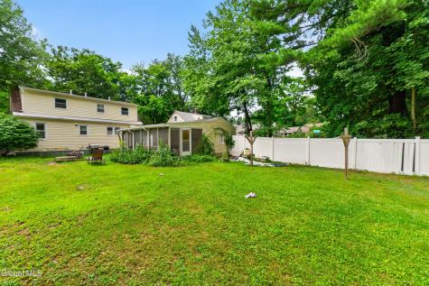 3 Hillview Terrace Guilderland NY 12084