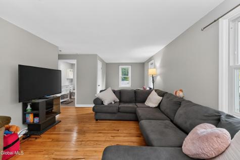 3 Hillview Terrace Guilderland NY 12084