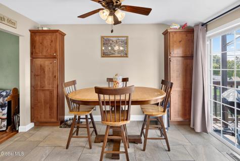 33 Hawthorne Court Loudonville NY 12211